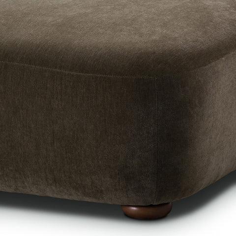 Kadon Chaise Lounge