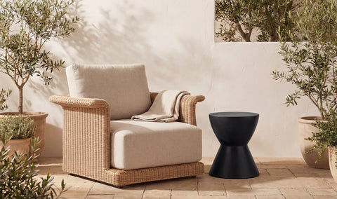 Hourglass Outdoor Stool Black