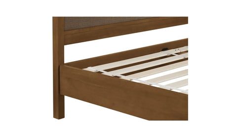 Eve King Bed Brown